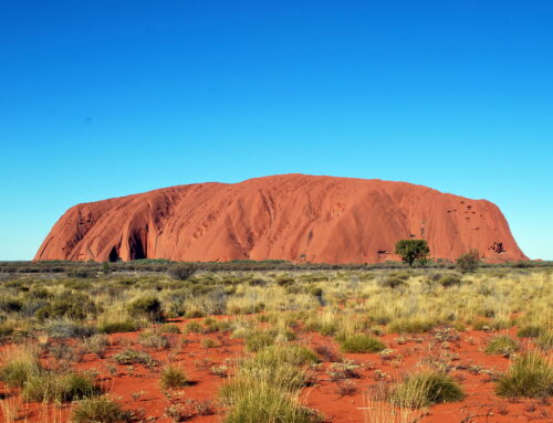 Uluru, Ayers Rock eli se iso punainen kivi